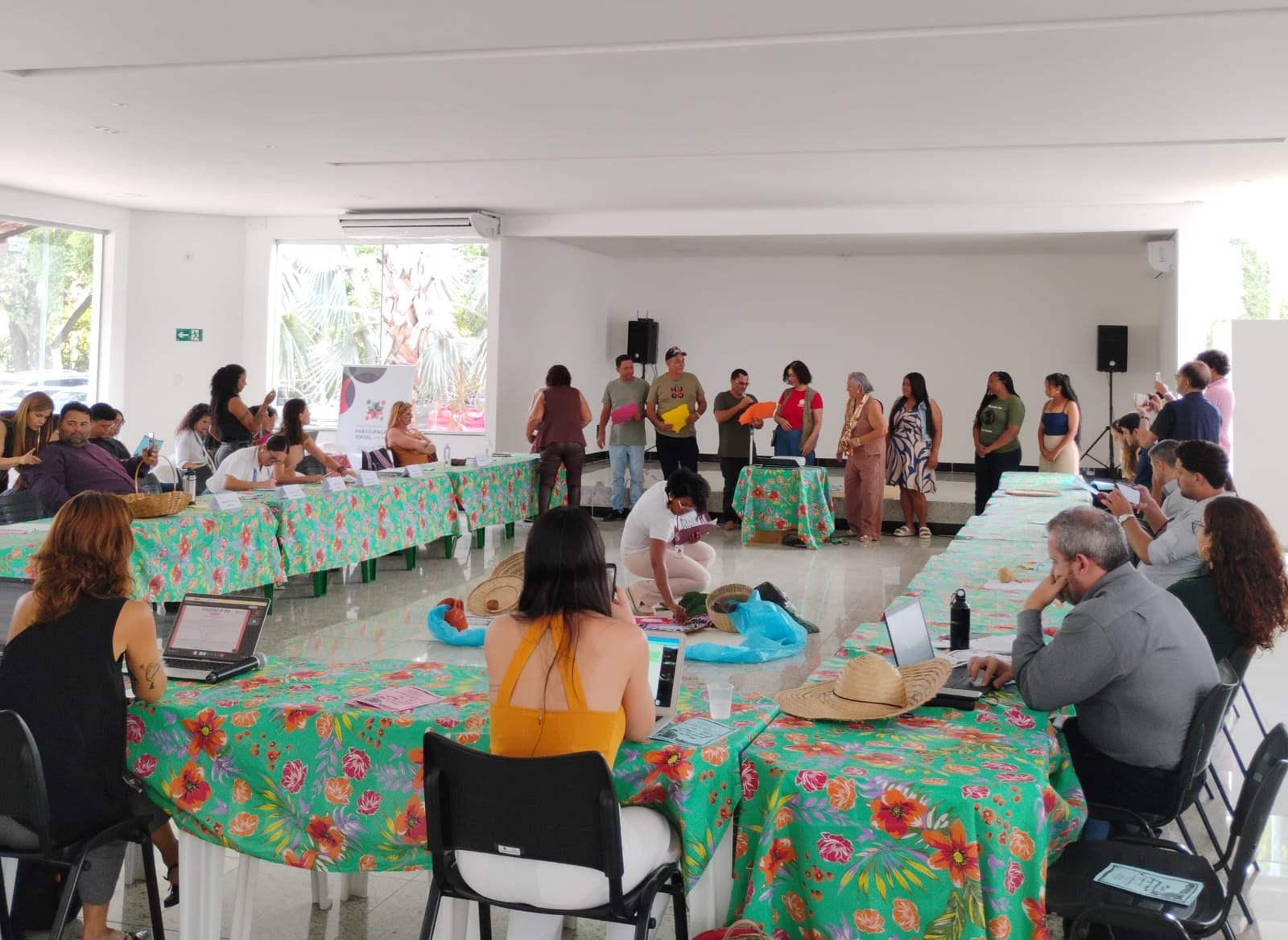 Proposta para fortalecer a economia nos territórios atingidos reacende debate sobre renda