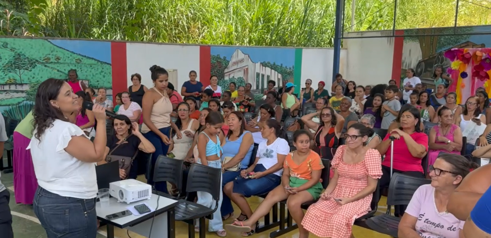 Programa para Mulheres: IJs lançam edital para contratar entidade de apoio técnico e operacional